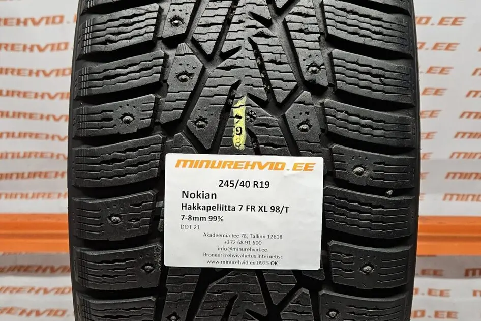 Подержанный шипованная шина 245/40R19 Nokian Hakkapeliitta 7 FR XL 98/T