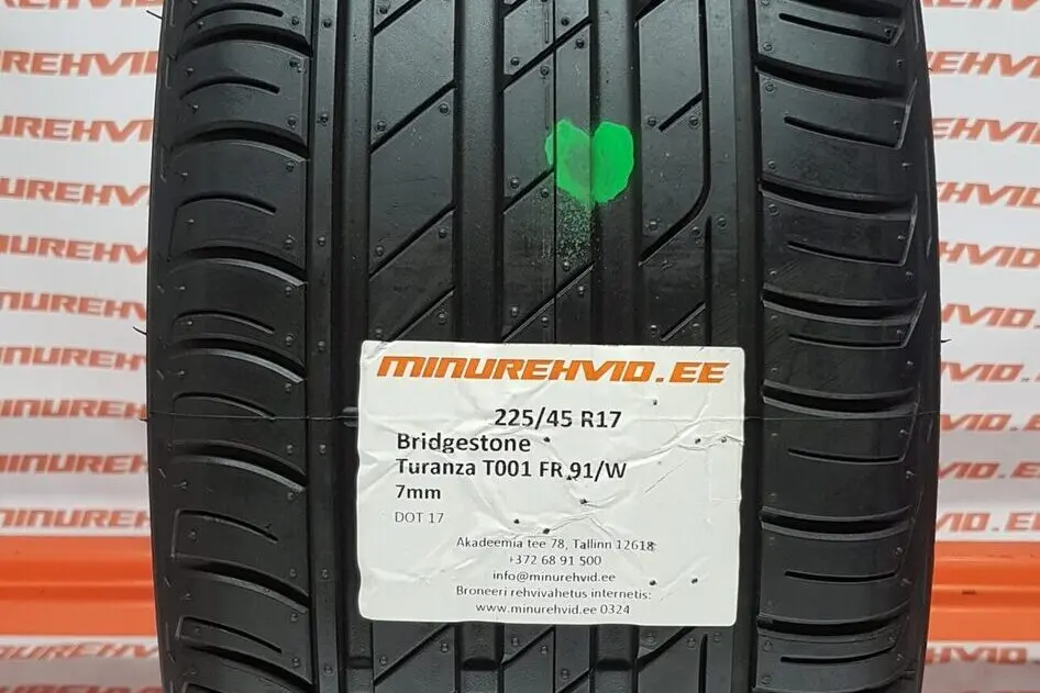Used summer tire 225/45R17 Bridgestone Turanza T001 FR 91/W