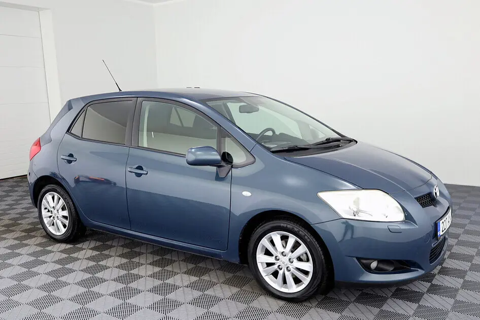 Toyota Auris, 2007, 1.6, 123 kW, petrol, automatic, front-wheel drive