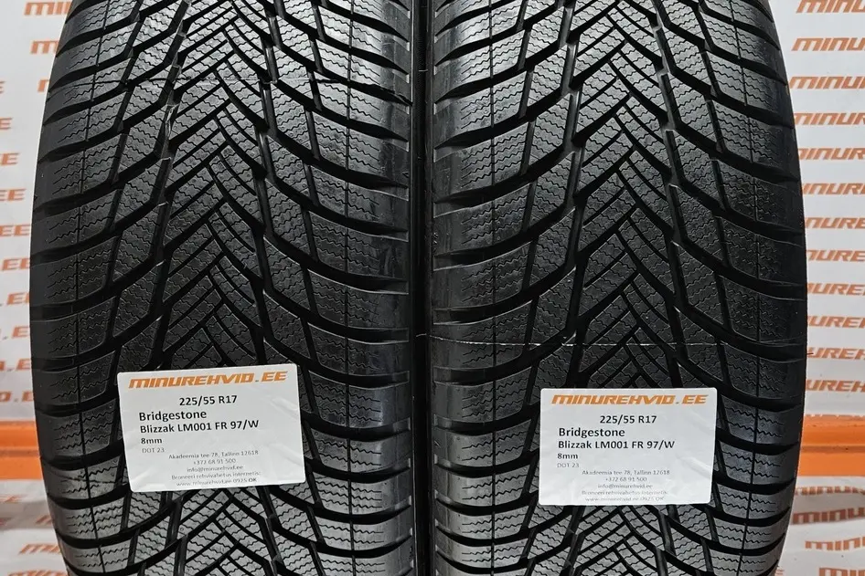 Used studless winter tire 225/55R17 Bridgestone Blizzak LM001 FR 97/W