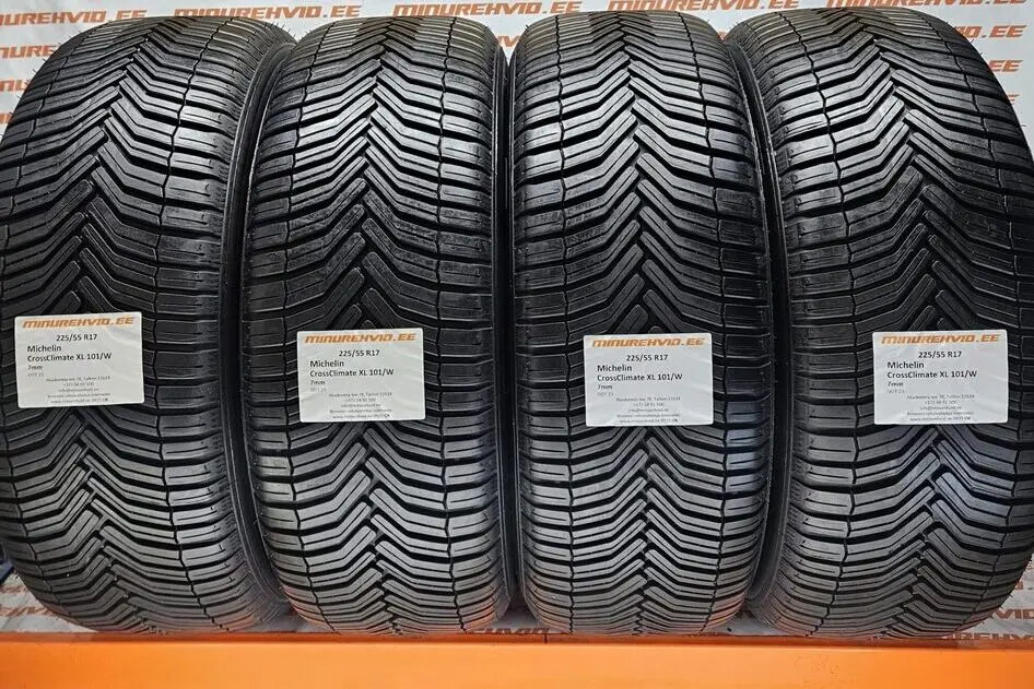 Used studless winter tire 225/55R17 Michelin CrossClimate XL 101/W