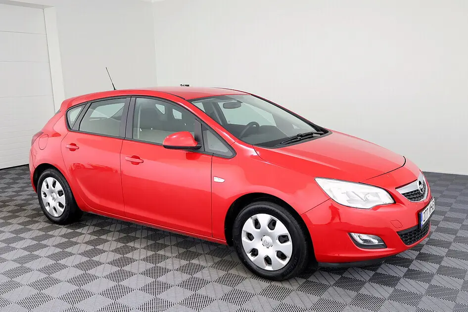 Opel Astra, 2011, 1.7, 125 kW, дизель, механическая, передний привод