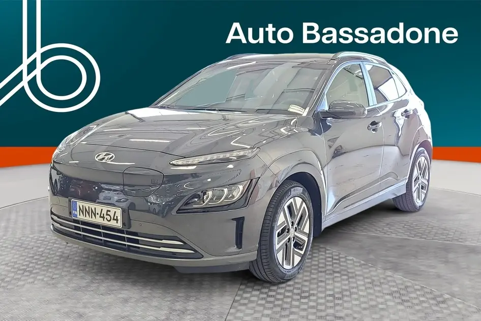 Hyundai Kona, 2023, 100 kW, электричество, автомат, передний привод