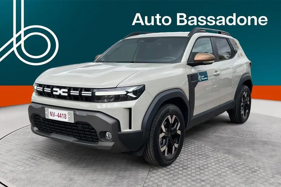 Dacia Duster, 1.6, 104 kW, гибрид б+э, автомат, передний привод