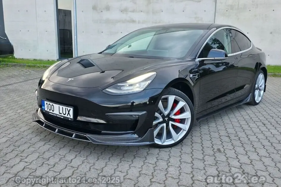 Tesla Model 3, 2019, 155 kW, electric, automatic, four-wheel drive
