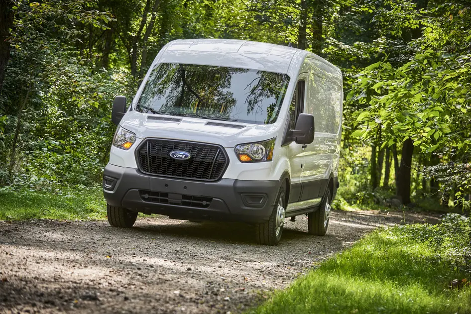 Ford Transit, 2.0, 96 kW, дизель, механическая, передний привод