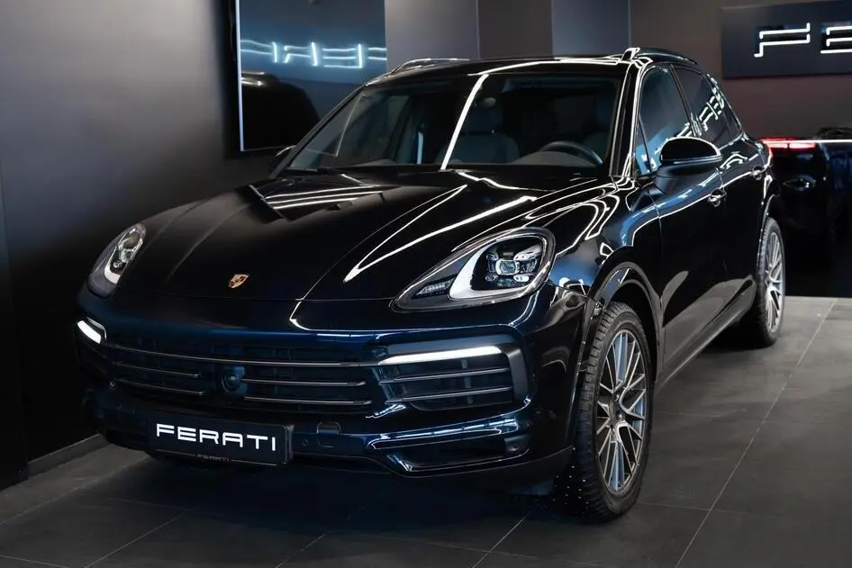 Porsche Cayenne, 2022, 3.0, 250 kW, hybrid p+e, automatic, four-wheel drive