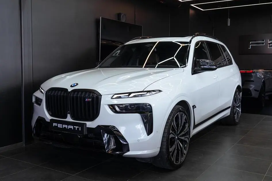 BMW X7 M60, 2022, 4.4, 390 kW, гибрид б+э, автомат, полный привод