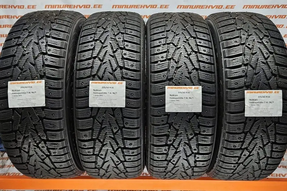 Подержанный шипованная шина 205/60R16 Nokian Hakkapeliitta 7 XL 96/T