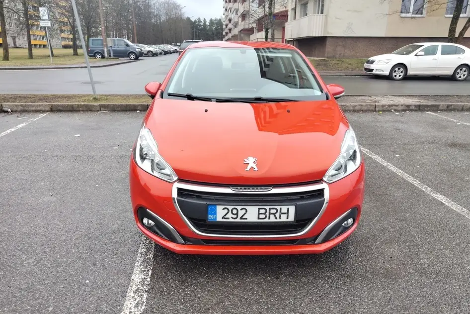Peugeot 208, 2016, 1.2, 60 kW, бензин, механическая, передний привод