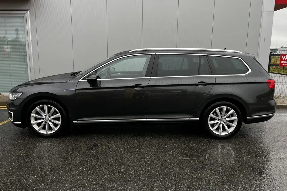 Volkswagen Passat, 2017, 1.4, 115 kW, подключаемый гибрид б+э, автомат, передний привод