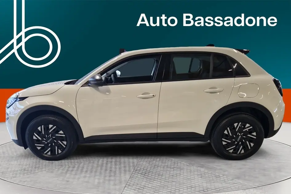 Fiat 600, 1.2, 107 kW, hybrid (petrol/electric), automatic, front-wheel drive