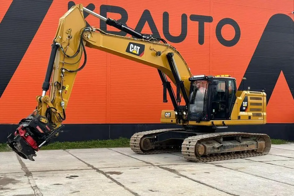 Caterpillar 330, 205 kW, diesel