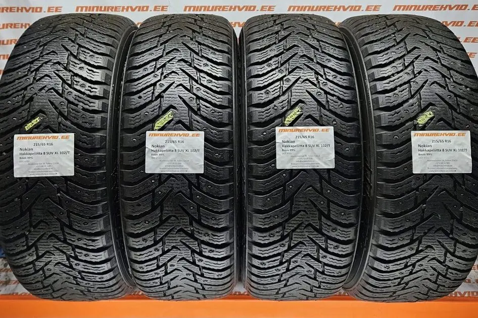 Used studded tire 215/65R16 Nokian Hakkapeliitta 8 SUV XL 102/T 3722