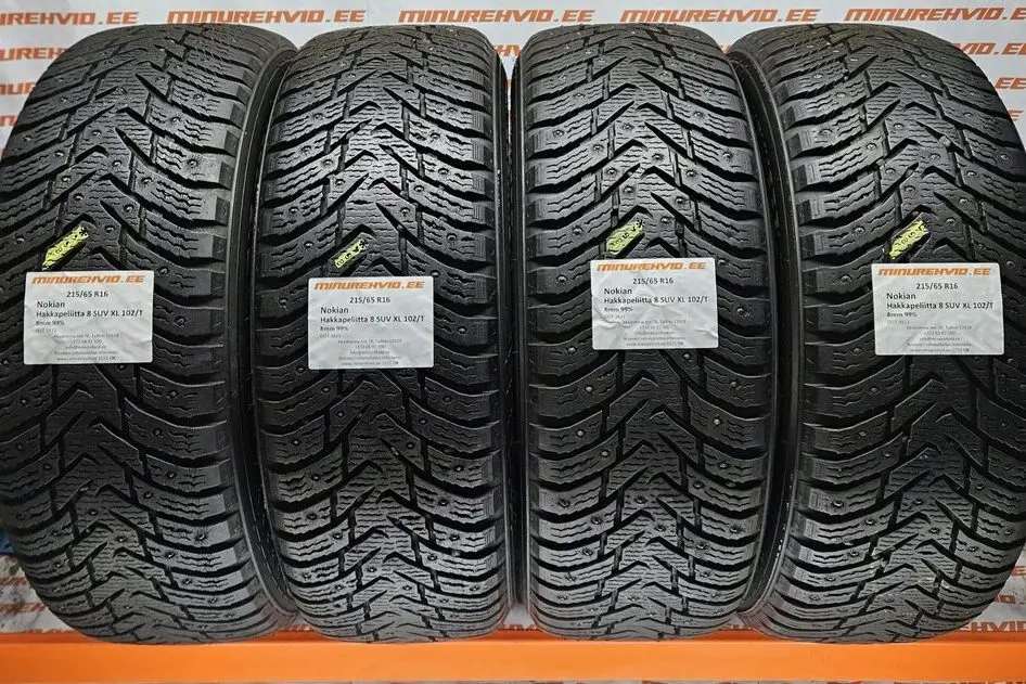 Used studded tire 215/65R16 Nokian Hakkapeliitta 8 SUV XL 102/T 3821