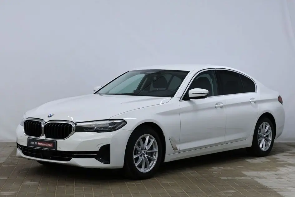 BMW 520, 2022, 2.0, 135 kW, hybrid (petrol/electric), automatic, rear-wheel drive