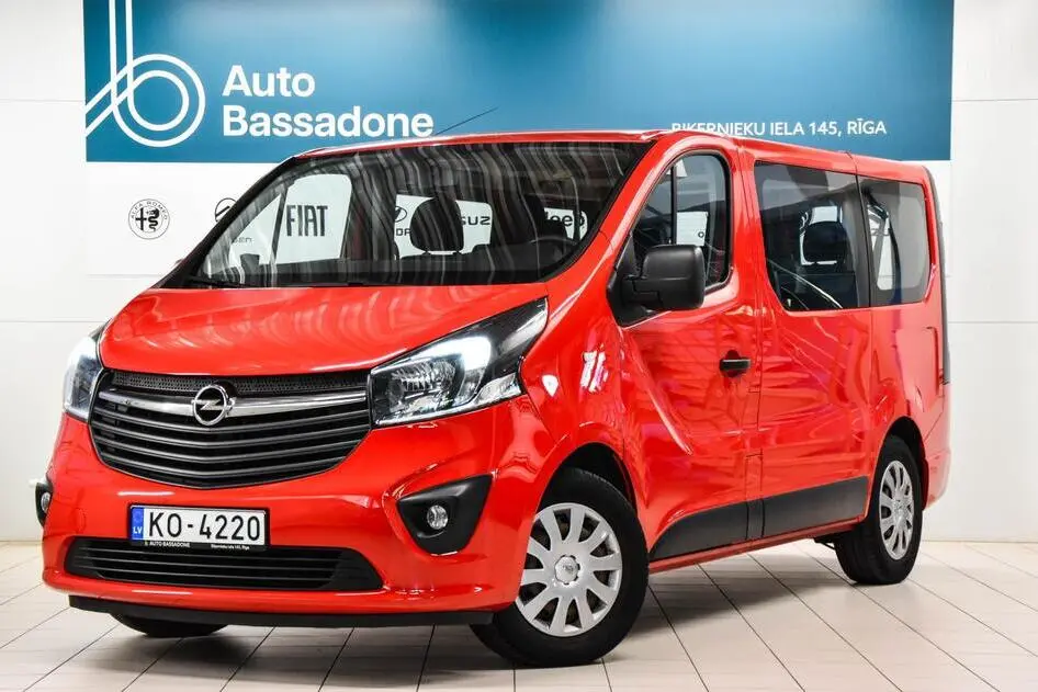 Opel Vivaro, 2017, дизель, механическая, передний привод