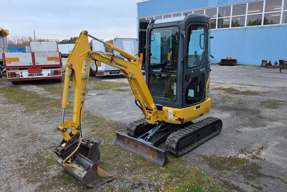 Komatsu PC14R, 11.2 kW, diisel