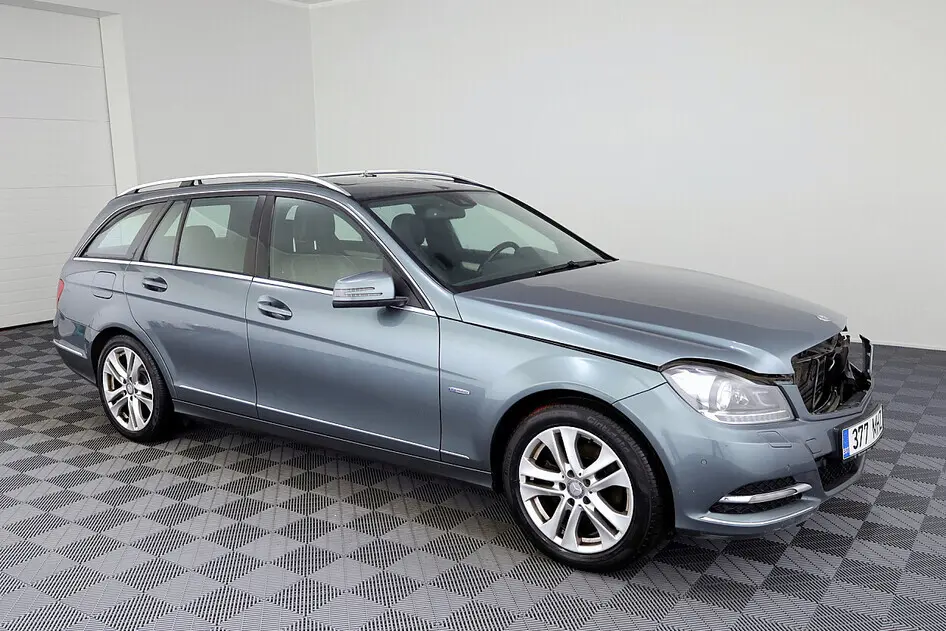 Mercedes-Benz C 250, 2012, 1.8, 150 kW, petrol, automatic, rear-wheel drive