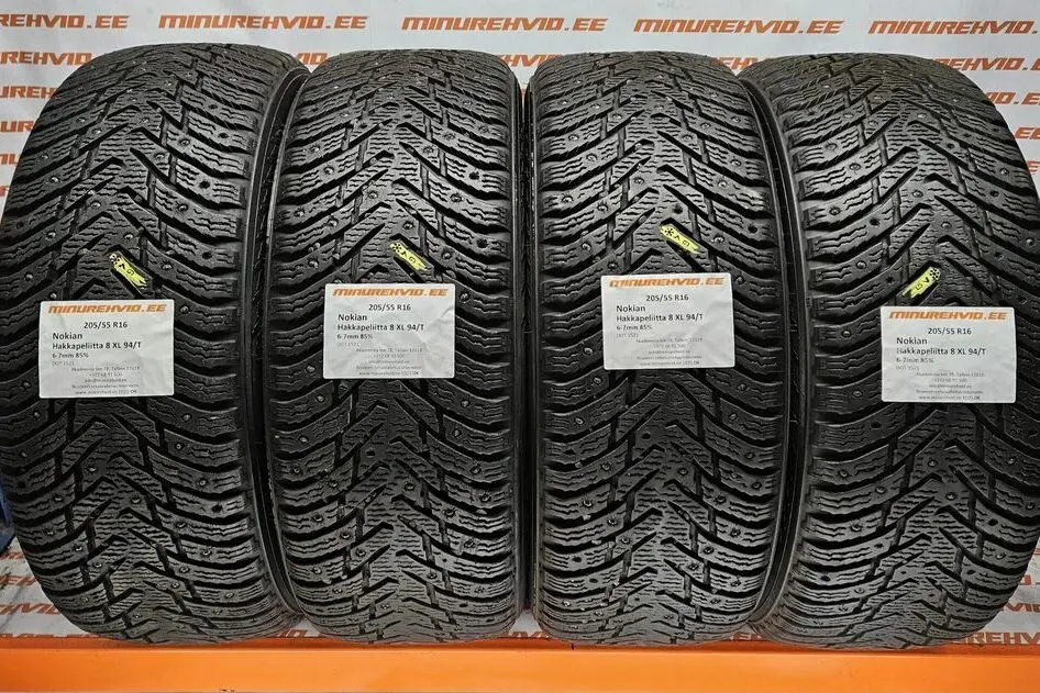 Used studded tire 205/55R16 Nokian Hakkapeliitta 8 XL 94/T 1521