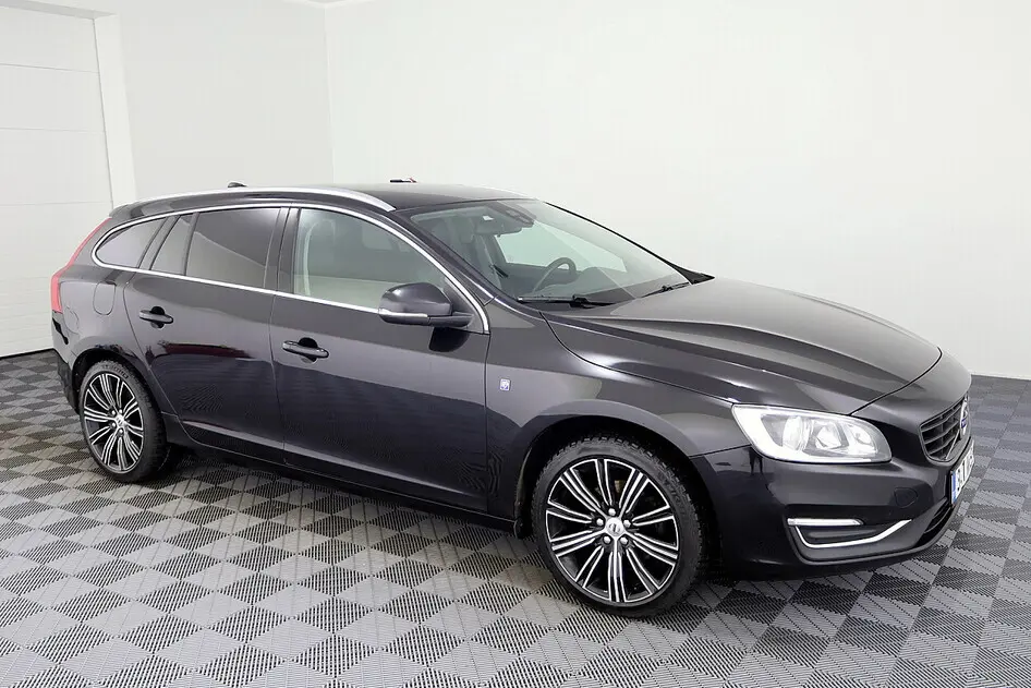 Volvo V60, 2015, 2.0, 110 kW, diisel, automaat, esivedu