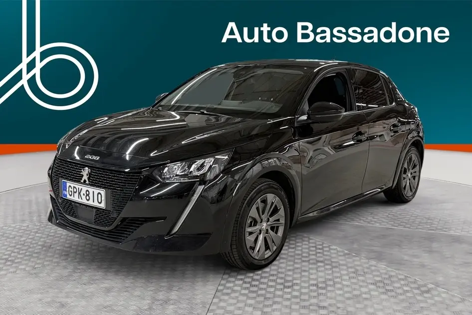 Peugeot 208, 2023, электричество, автомат, передний привод