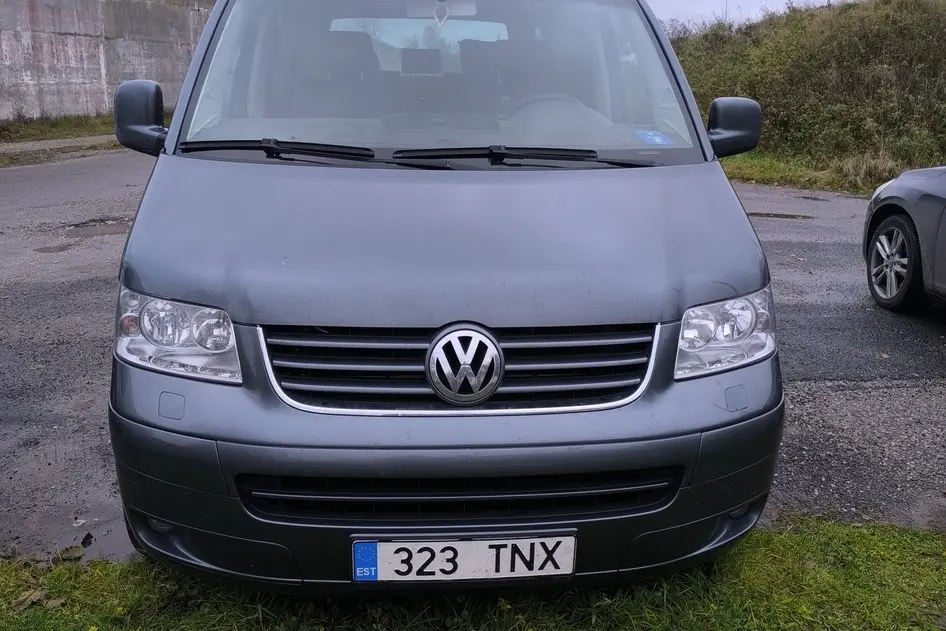 Volkswagen Multivan, 2004, 2.5, 128 kW, dyzelinas, automatinė, priekiniai varomieji ratai