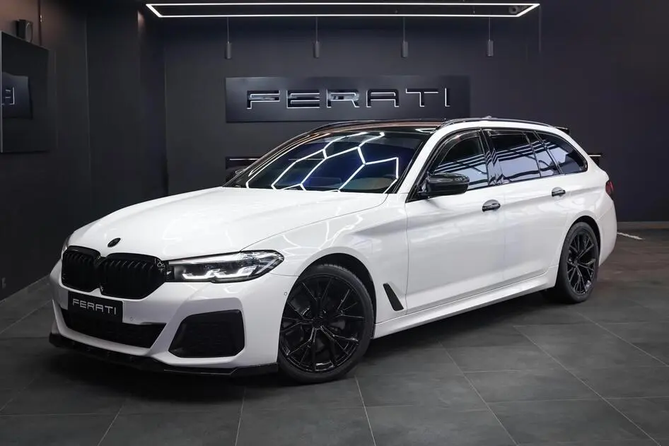 BMW 520, 2021, 2.0, 140 kW, hybrid (diesel/electric), automatic, four-wheel drive