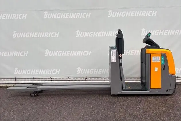 Jungheinrich ECE 225 HP, 2.8 kW