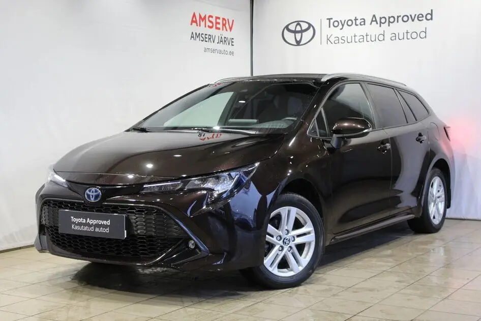Toyota Corolla, 2022, 1.8, 72 kW, hybrid (petrol/electric), automatic, front-wheel drive