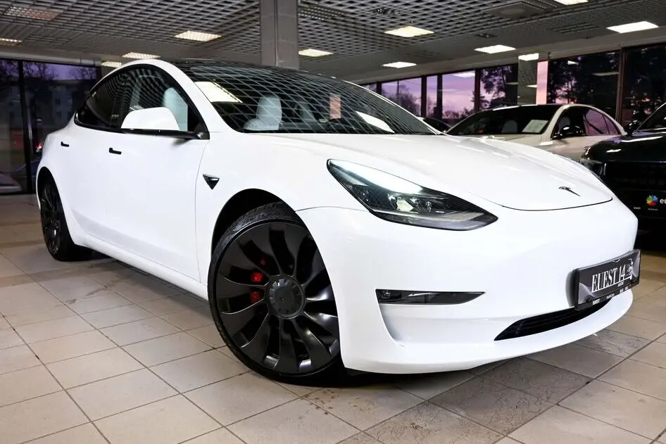 Tesla Model 3, 2021, 377 kW, elekter, automaat, nelikvedu