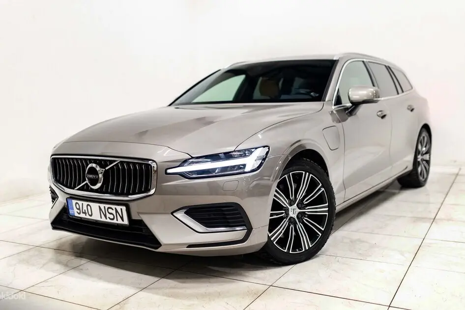 Volvo V60, 2020, 2.0, 214 kW, pistikhübriid (bensiin/elekter), automaat, nelikvedu