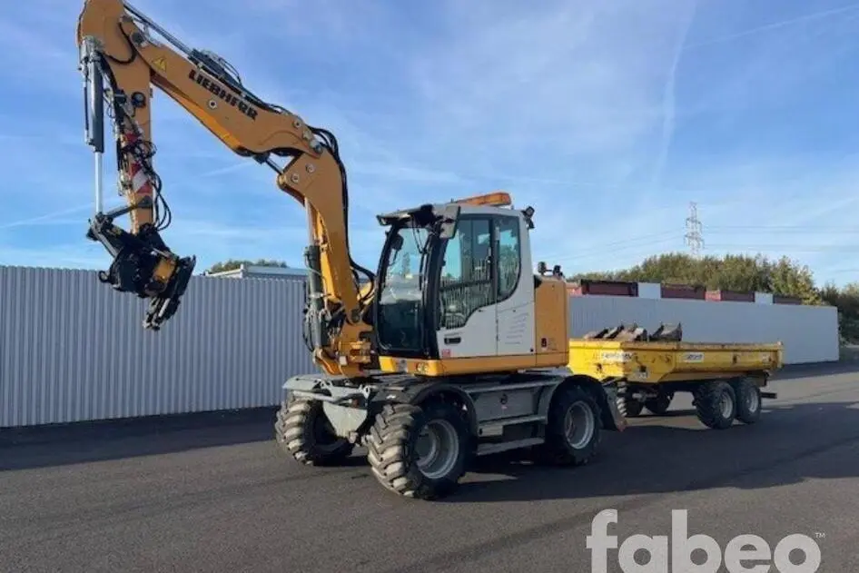 Liebherr A910, diisel