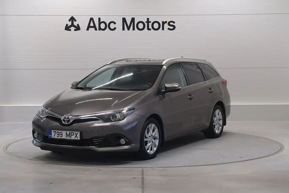 Toyota Auris, 2016, 1.6, 97 kW, bensiin, automaat, esivedu