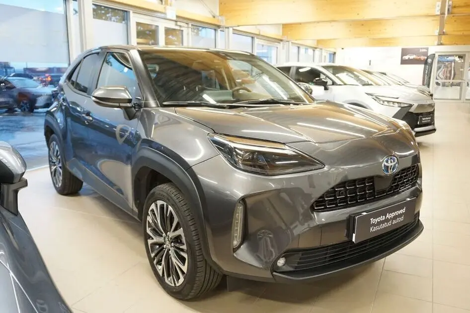 Toyota Yaris Cross, 2023, 1.5, 68 kW, hybrid (petrol/electric), automatic, front-wheel drive