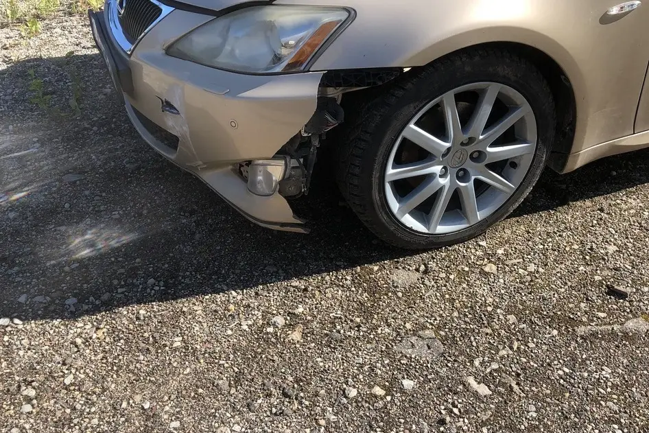 Lexus IS 250, bensiin, automaat