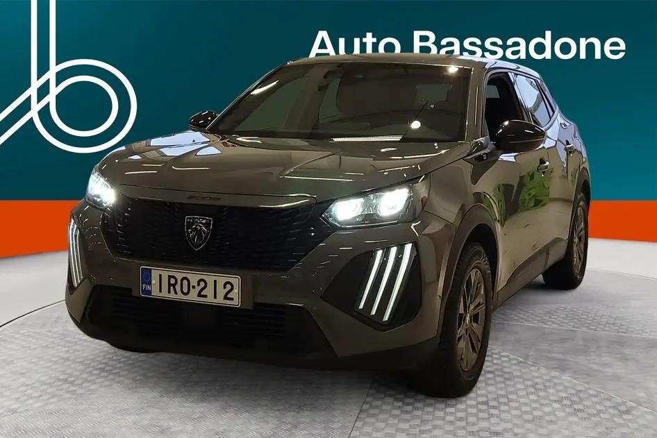 Peugeot 2008, 2023, электричество, автомат, передний привод