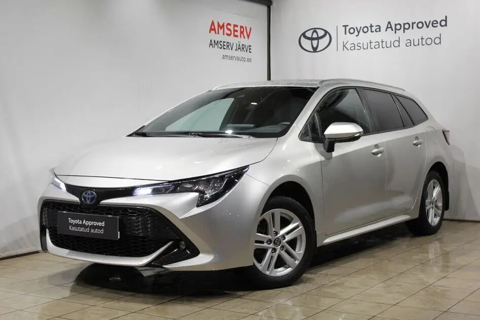 Toyota Corolla, 2022, 1.8, 72 kW, hybrid (petrol/electric), automatic, front-wheel drive