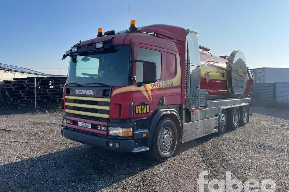 Scania P114GB8X2/4NA380, 280 kW, дизель