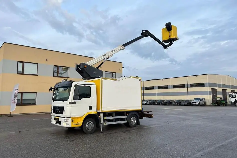 MAN TGL8.180, 2013, 132 kW, дизель, механическая