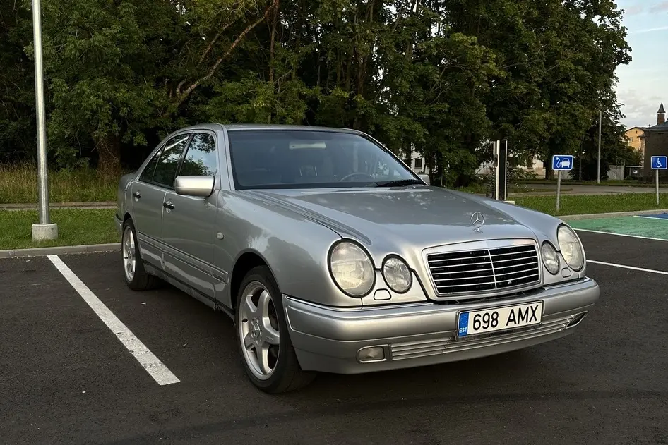 Mercedes-Benz E 320, 3.2, 165 kW, bensiin, automaat, nelikvedu