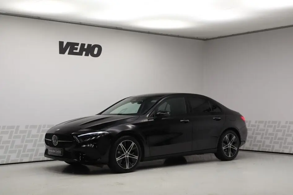 Mercedes-Benz A 180, 2025, 1.3, 100 kW, hübriid (bensiin/elekter), automaat, esivedu