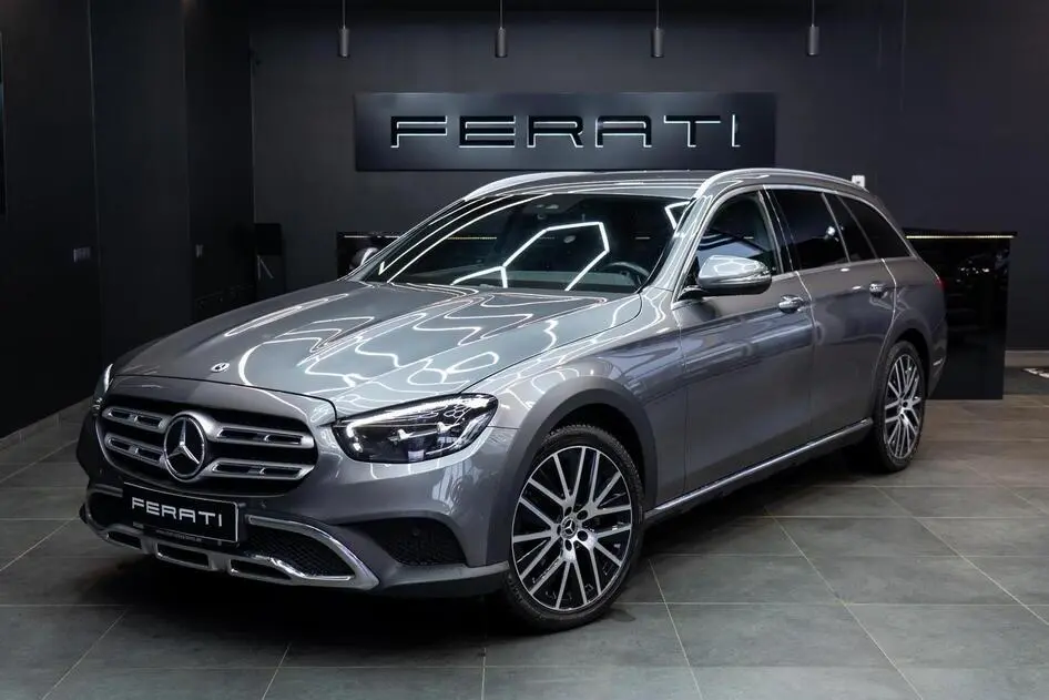 Mercedes-Benz E 220, 2023, 2.0, 147 kW, hibrīds (dīzelis/elektrība), automātiskā, pilnpiedziņa