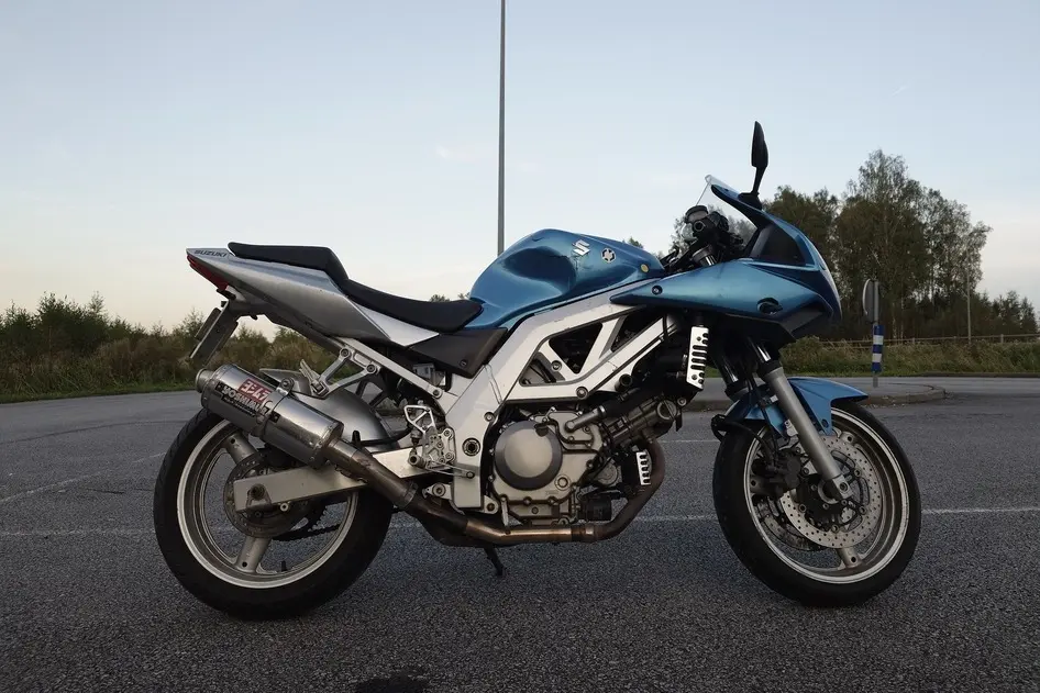 Suzuki SV 650S, 2004, 0.6, 53 kW, petrol, manual, rear-wheel drive