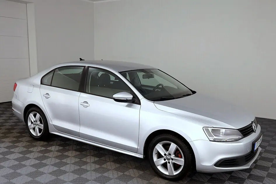 Volkswagen Jetta, 2012, 1.4, 90 kW, petrol, manual, front-wheel drive