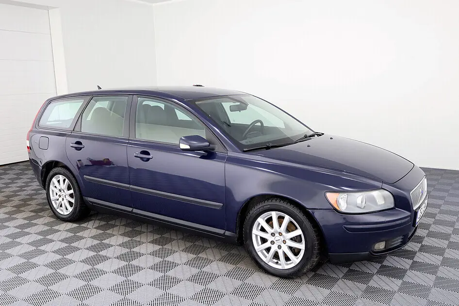 Volvo V50, 2004, 2.0, 100 kW, diesel, manual, front-wheel drive