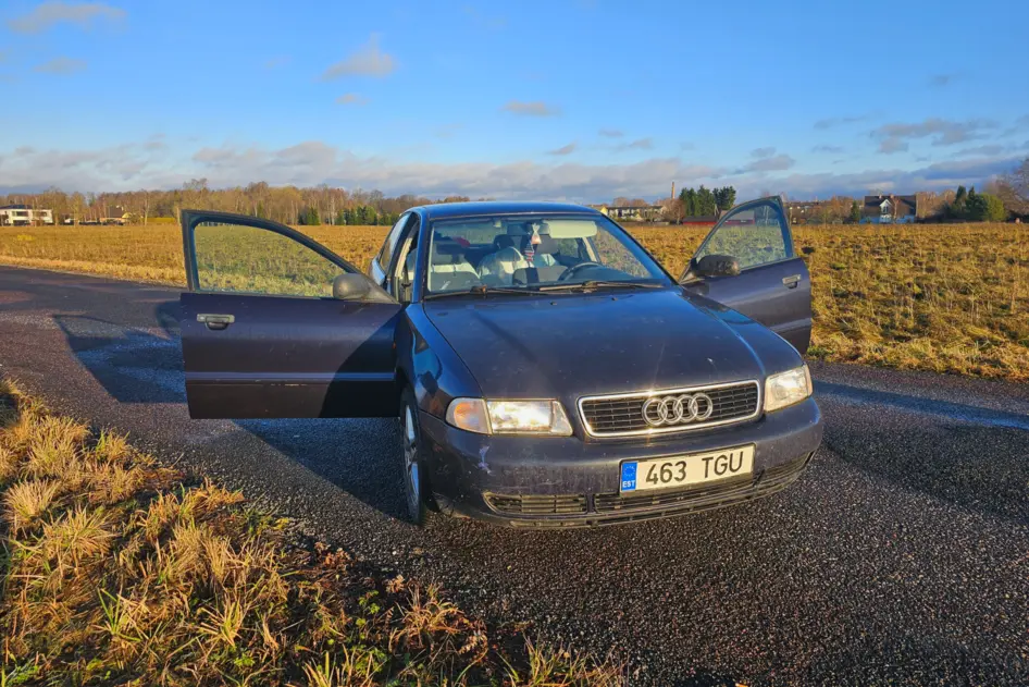 Audi A4, 1995, 1.8, 92 kW, bensiin, manuaal, esivedu