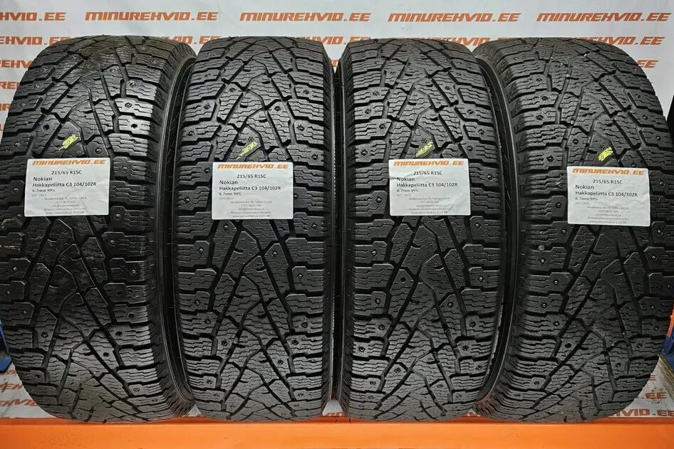Used studded tire 215/65R15 Nokian Hakkapeliitta C3 104/102R