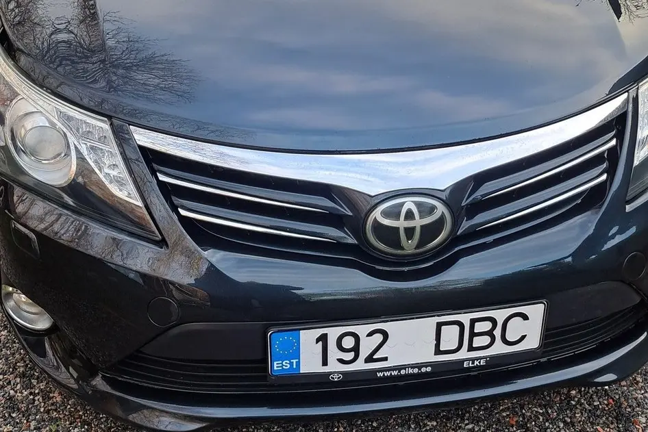 Toyota Avensis, 2014, 2.2, 110 kW, diisel, automaat, esivedu