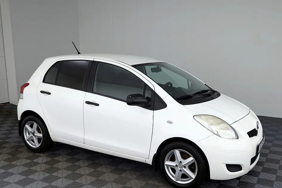 Toyota Yaris, 2011, 1.4, 66 kW, diesel, manual, front-wheel drive